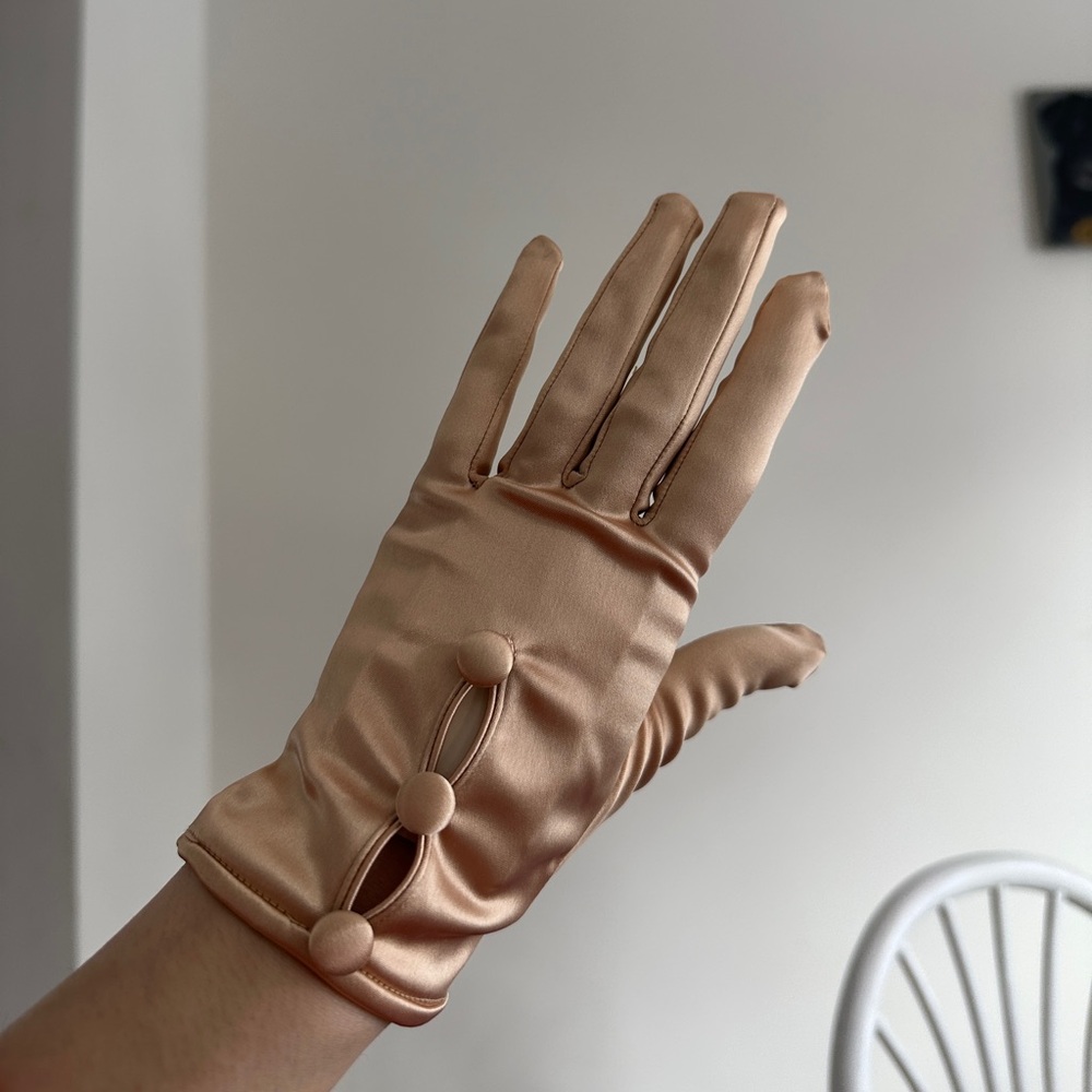 Giorgio Armani Tea Gloves